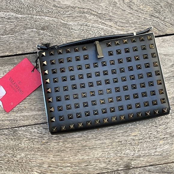 NEW Valentino Rockstud Studded Minaudiere Clutch - Picture 10 of 14